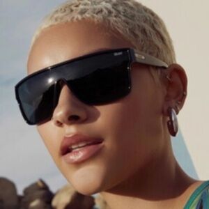 Quay Australia NIGHTFALL Sunglasses Black & Gold